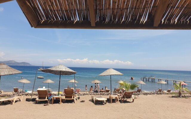 Assos Batik Iskele Beach Hotel