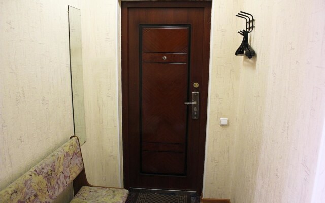 Dobrye Sutki Apartment on Trofimova 113