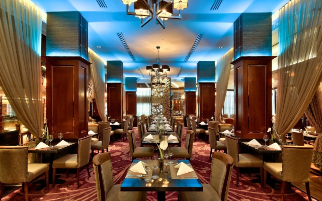 Radisson Suites Bangkok Sukhumvit
