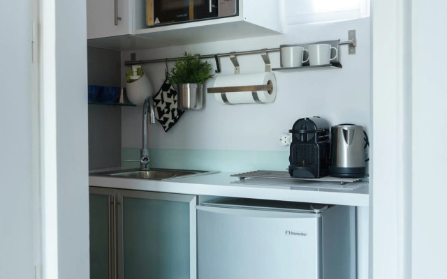 Small & cosy with Acropolis & Lycabettus view