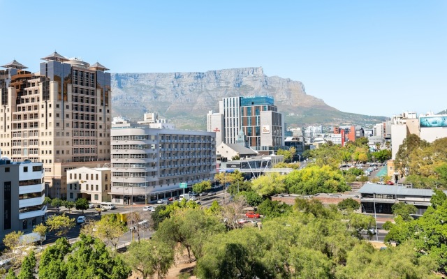 Quayside 708 - Adults Only