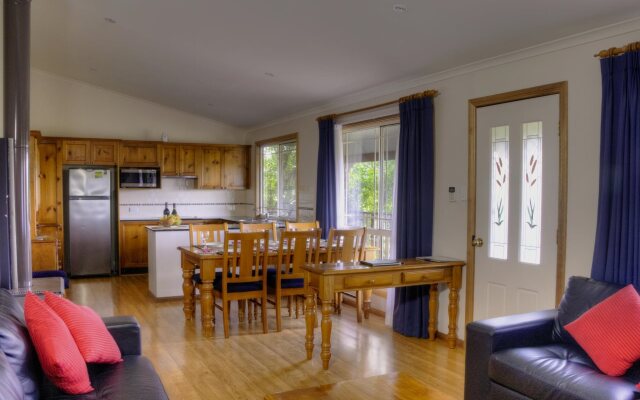Cottages on Lovedale