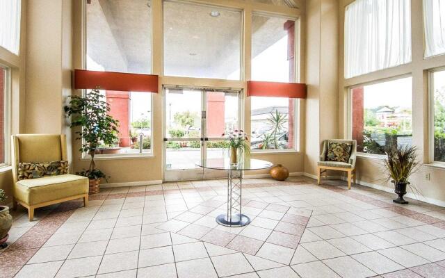 Quality Inn & Suites Lathrop - South Stockton