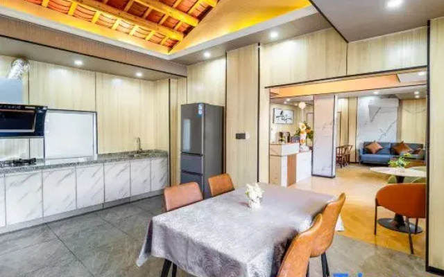 Yumu Homestay (Beihai Yintan Branch)