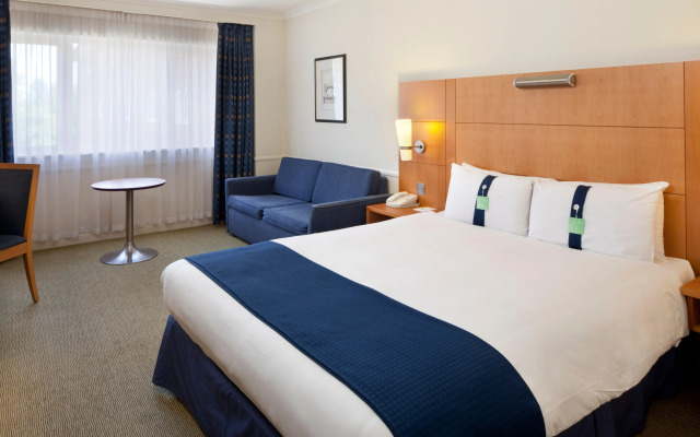 Holiday Inn Guildford, an IHG Hotel