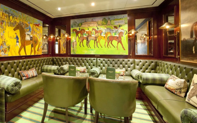 The Milestone Hotel  Apartments