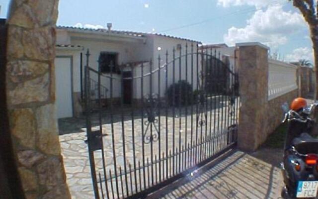 010 Segre Apt