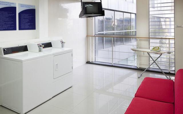 Q-Box Hotel Shanghai Meilong