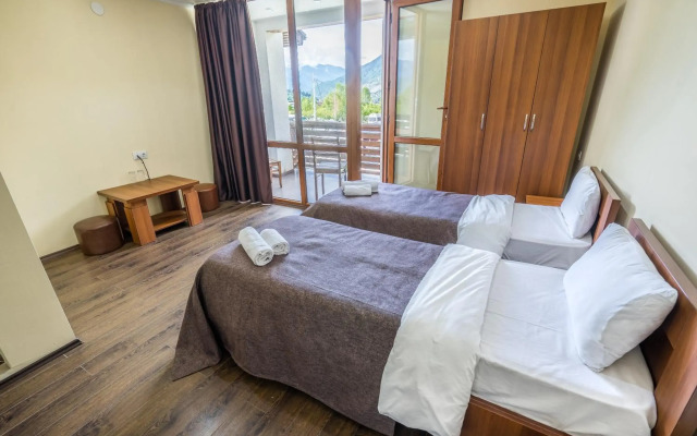 Hotel Banguriani