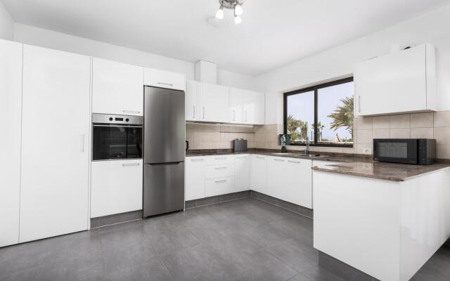 Home2Book Casa Hinode