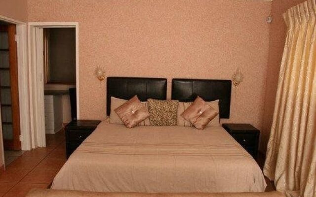Enaleni Guest House Welkom
