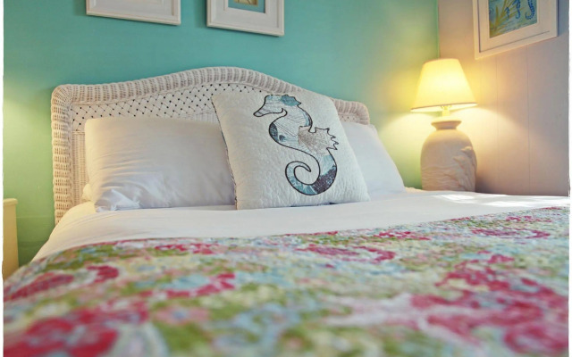 Seaspray Surf Lodge