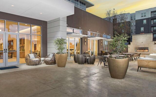 DoubleTree by Hilton San Antonio Northwest