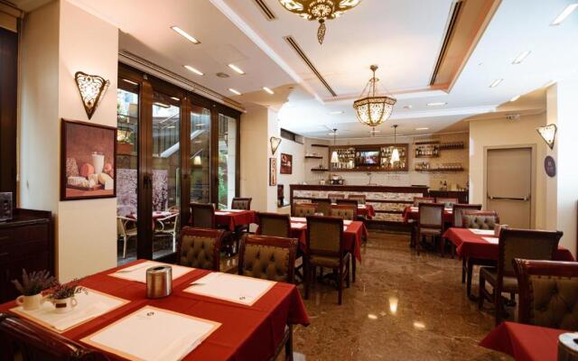 Recital Hotel