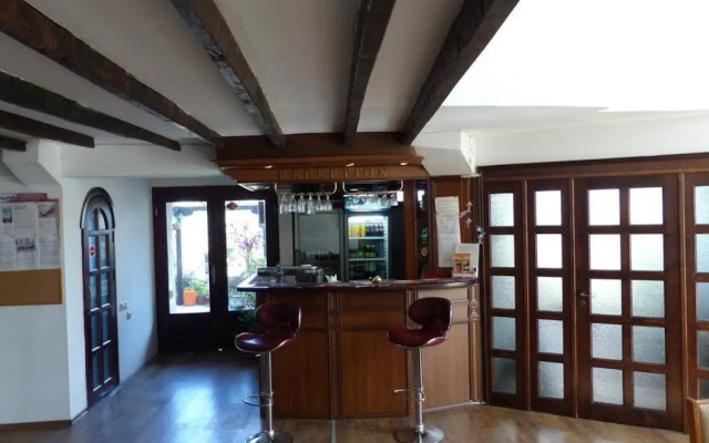 Guest House Delphini