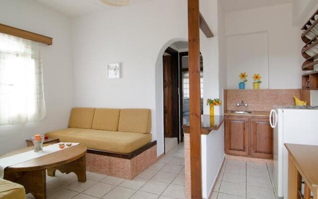 Elia & Tina Apartments