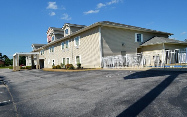 Baymont Inn & Suites