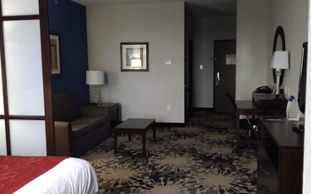 Comfort Suites Greenville