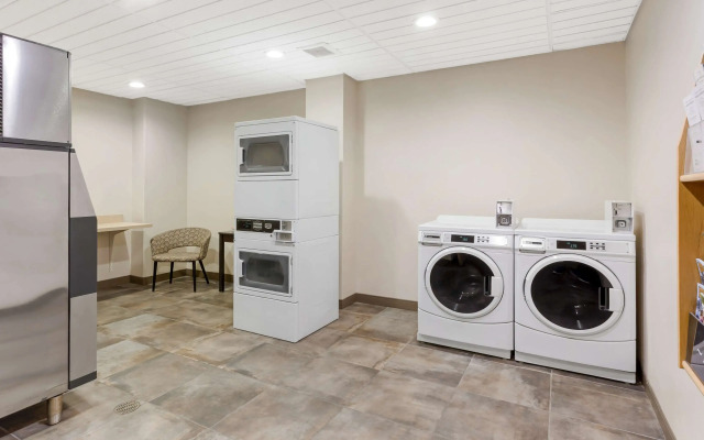 Best Western Plus Grant Creek Inn