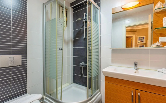 Lovely and Central Flat Near Nisantasi in Sisli