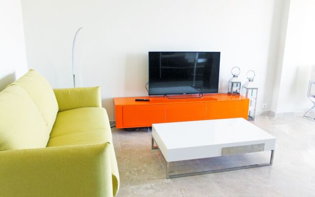 Apartment Marina Real port and sea view