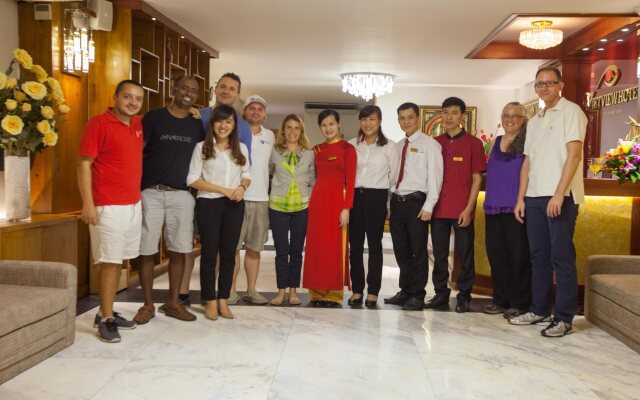 Shining Central Hotel and Spa