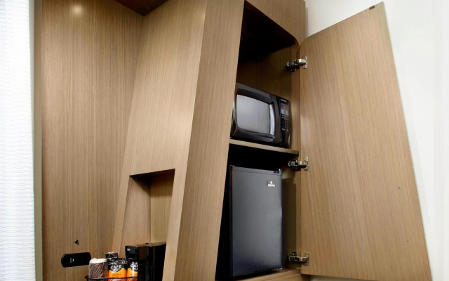 Courtyard Akron Downtown