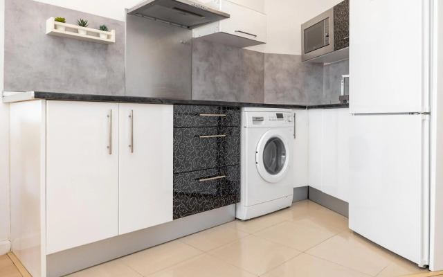 Sunrise Apartment 924