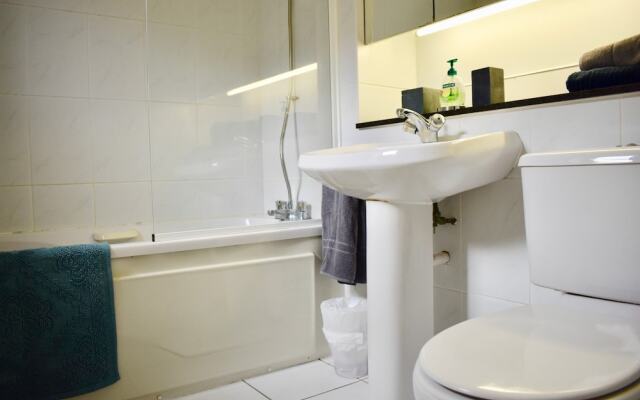 Central Dublin 1 Bedroom Apartment