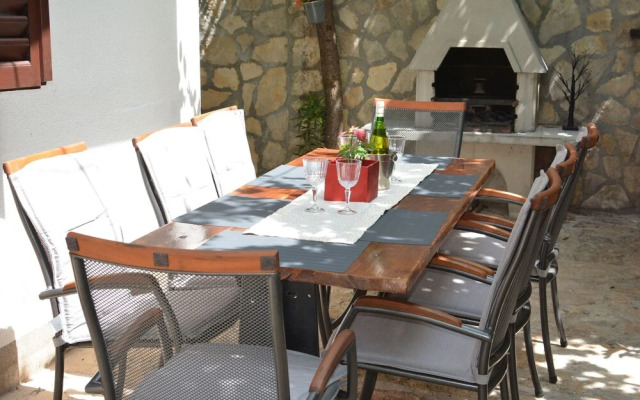 Apartment Green Corner