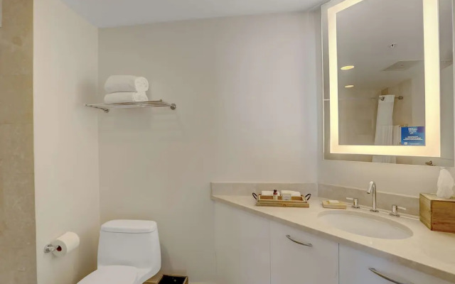 Private Residences at Q Club