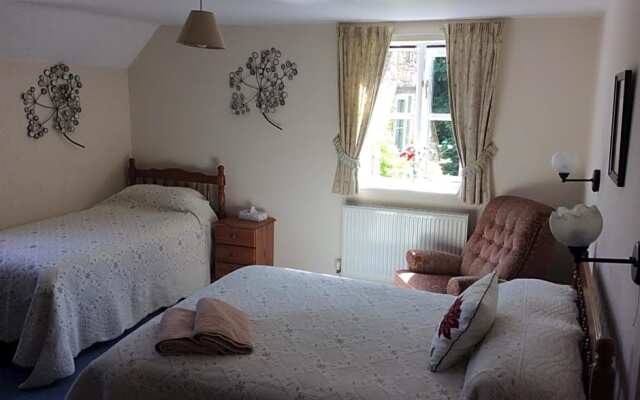 Whiteshoots Cottage