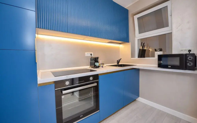 Celeste - One Bedroom Apartment - Next to Victoria Avenue and Cismigiu Park