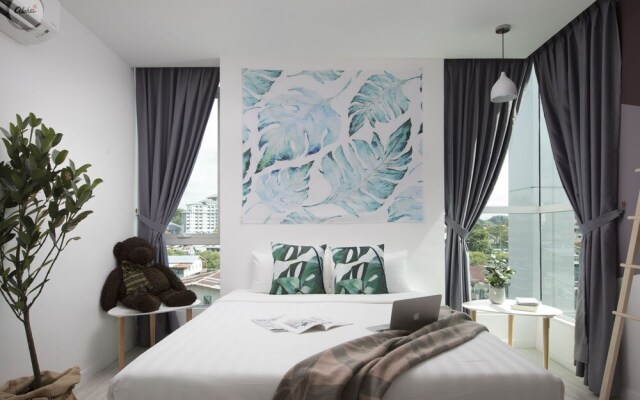 Cozy Nature Inspired FamilyLoft B27