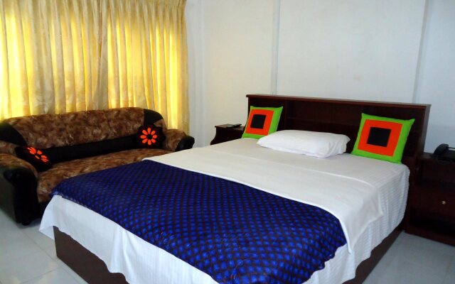 Rock Side Hotel and Restaurant