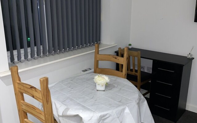 Remarkable 1-bed Apartment in City Centre