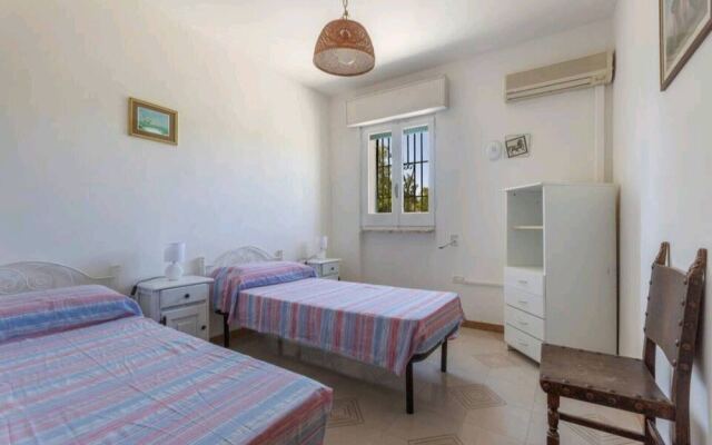 Villa With Garden and Relaxing Atmosphere