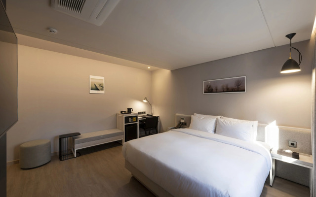 Yeonsan Hound Hotel