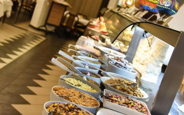 SIGNATURE GARDEN AVANOS Hotel & SPA