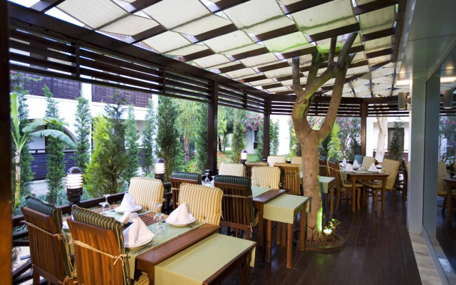 Latanya Park Resort