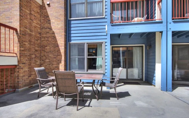 River Mtn Lodge W103