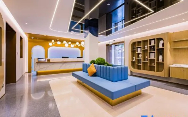 Starway Hotel (Beijing Lama Temple, Hepingli North Street Subway Station)