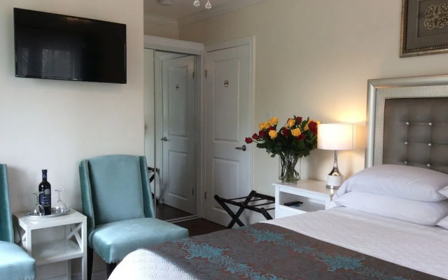 Via Veneto - Old Town