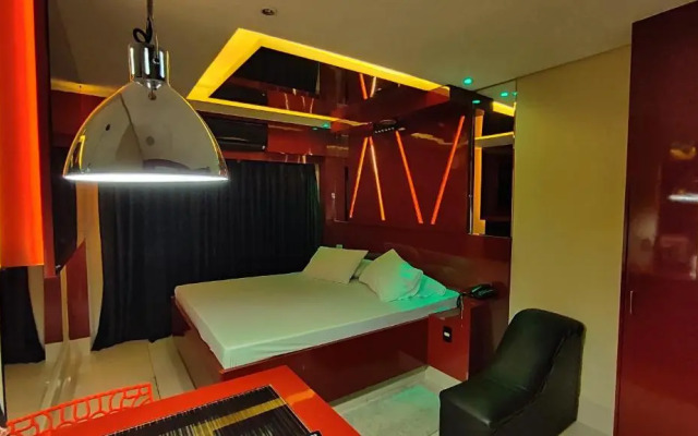 Swing Motel
