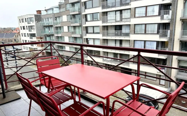 Cozy 2-bedroom Apartment Near Koksijde Beach