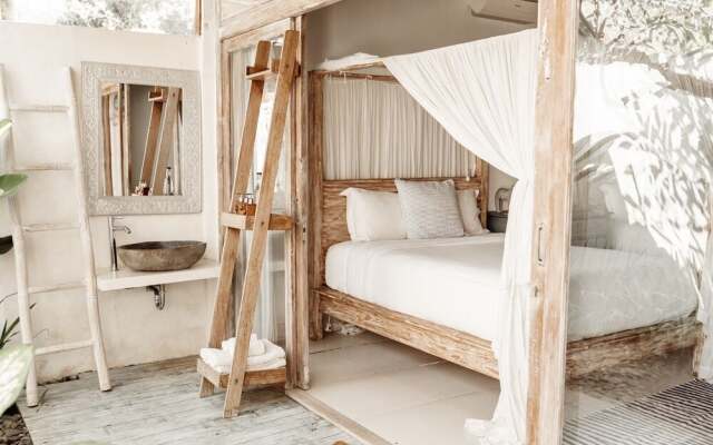 Santai Beach House