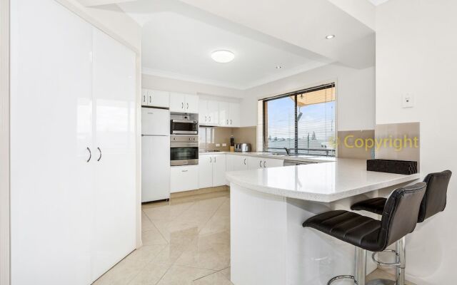 Kingscliff Ocean View Apartment 5/8 Seaview