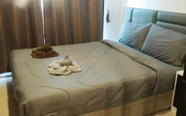 The Excel Groove Condo at Lasalle 52