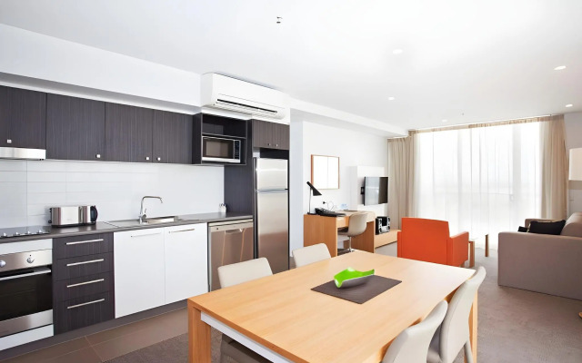 Quest Mackay on Gordon