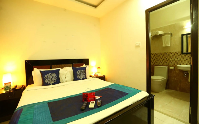 OYO Rooms Vadapalani AVM Studio